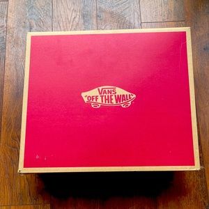 Vans Aura Pro snowboard boots size 9 new in box